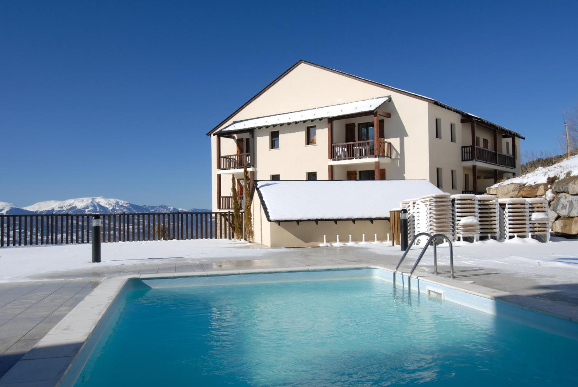 Residence Odalys Mille Soleils Font-Romeu-Odeillo-Via Exterior photo